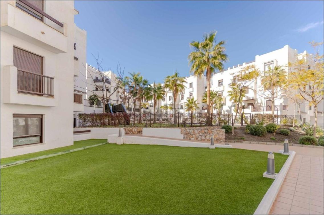 Apartamento En Salobrena Cerca Del Mar - Con Piscina, Gimnasio Y Garaje Bagian luar foto